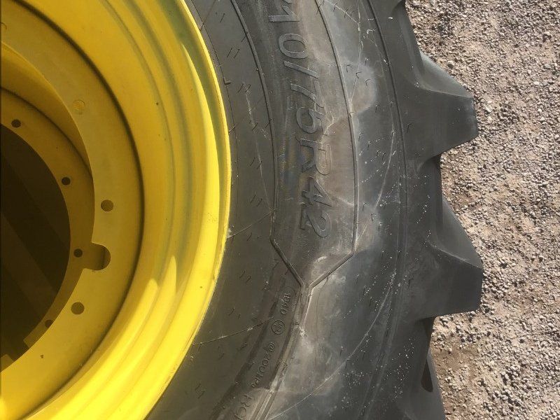 Michelin 710/75R42