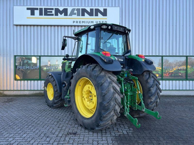 John Deere 6175M