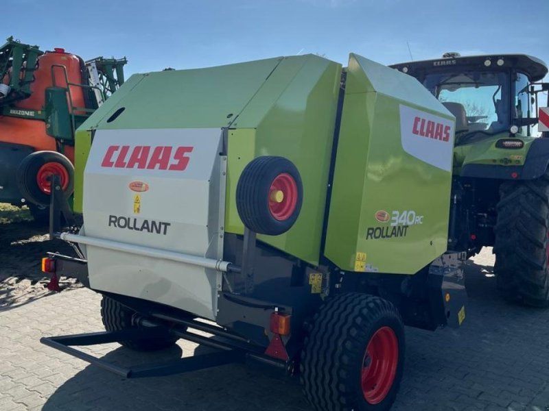 Claas Rollant 340 RC