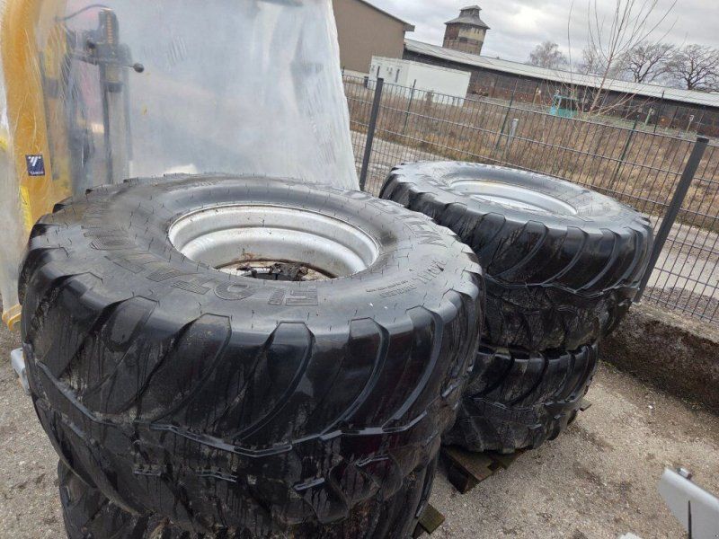 VREDESTEIN  RÄDER trac 560/60R22,5