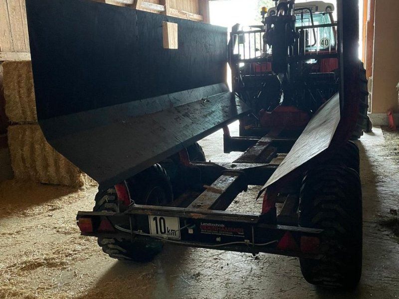 Nokka 819 + 3467 Rückewagen