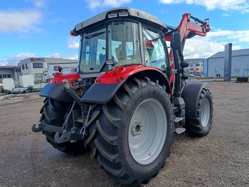 Massey Ferguson 5S.135 Dyna-6 clusive