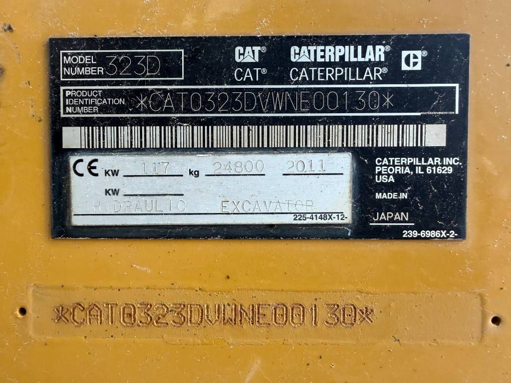 CAT 323D L