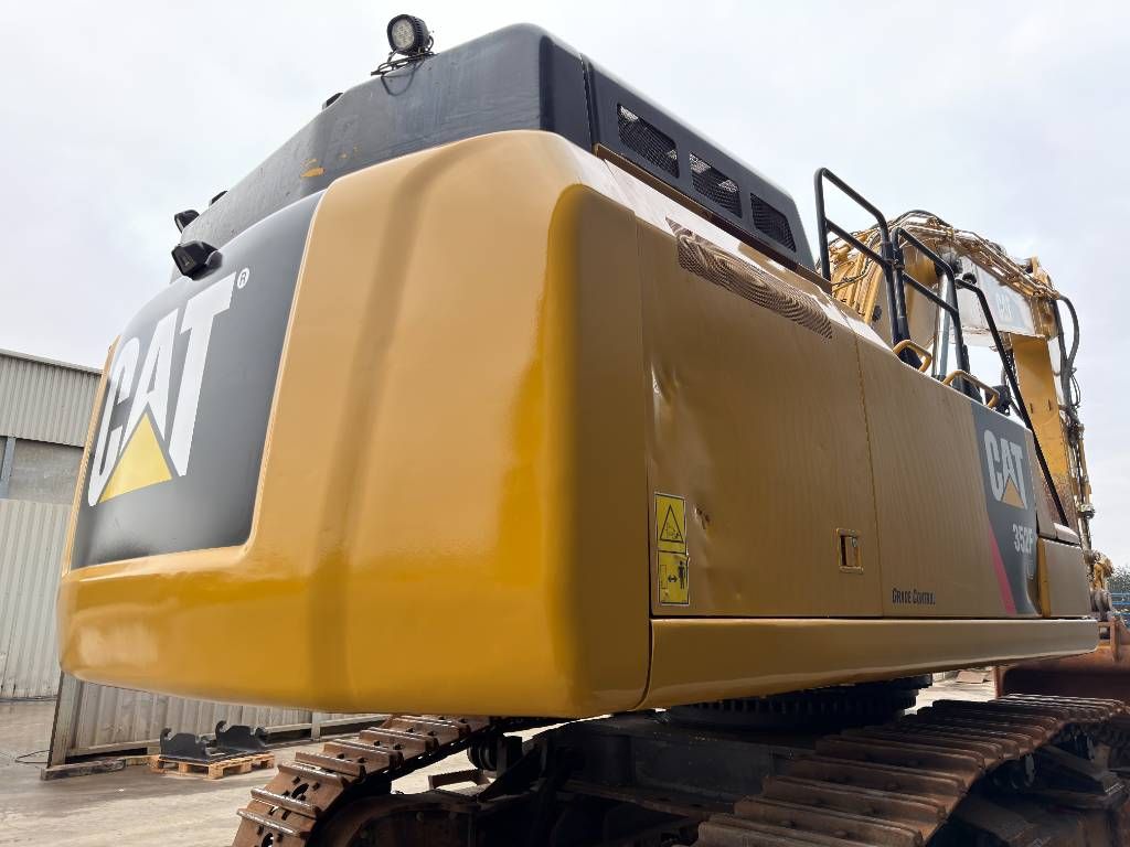 CAT 352F XE