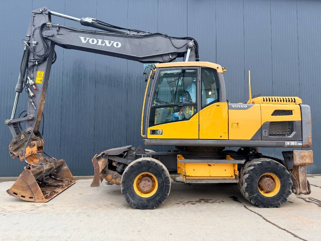 Volvo EW180D