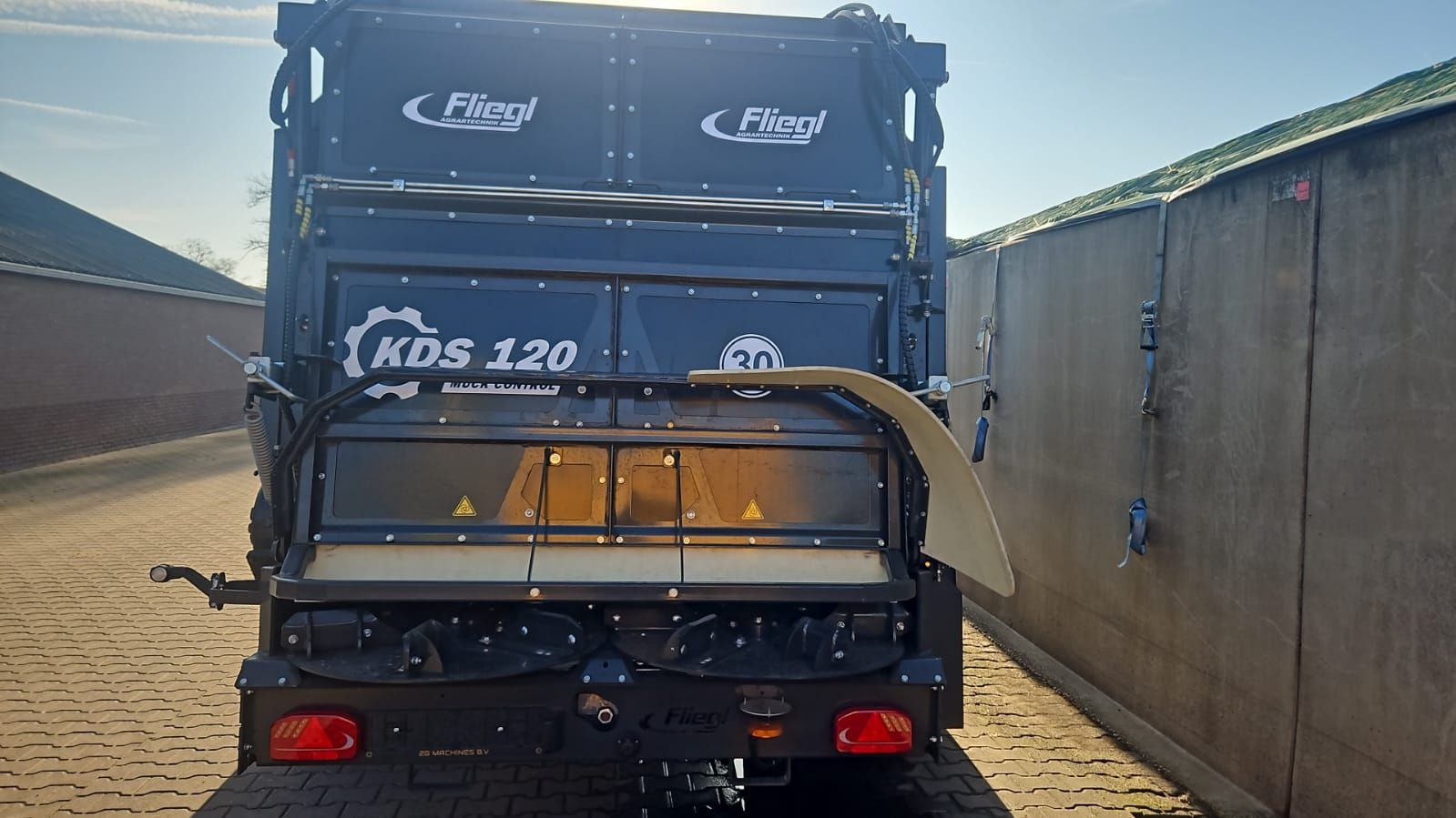 Fliegl kds120 tebbe heywang joskin strautmann bergmann meststroo