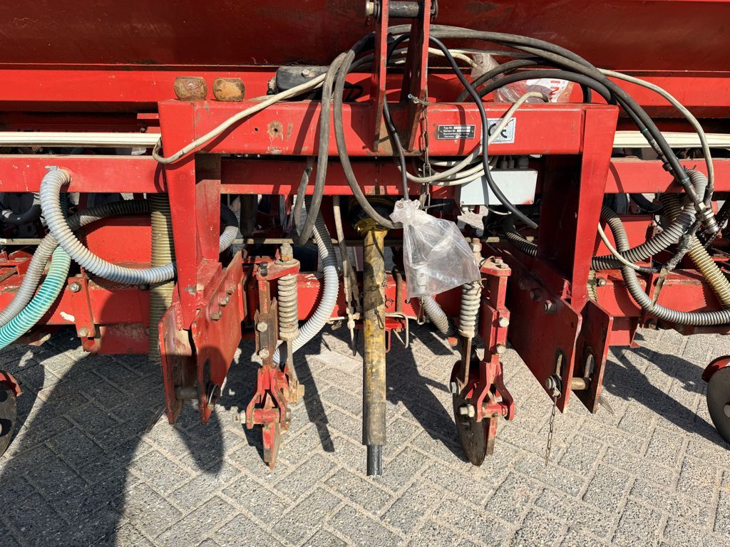 Becker Aeromat T 6 Rij maiszaaimachine