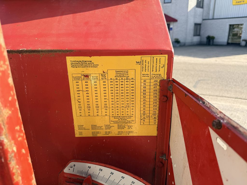 Becker Aeromat T 6 Rij maiszaaimachine