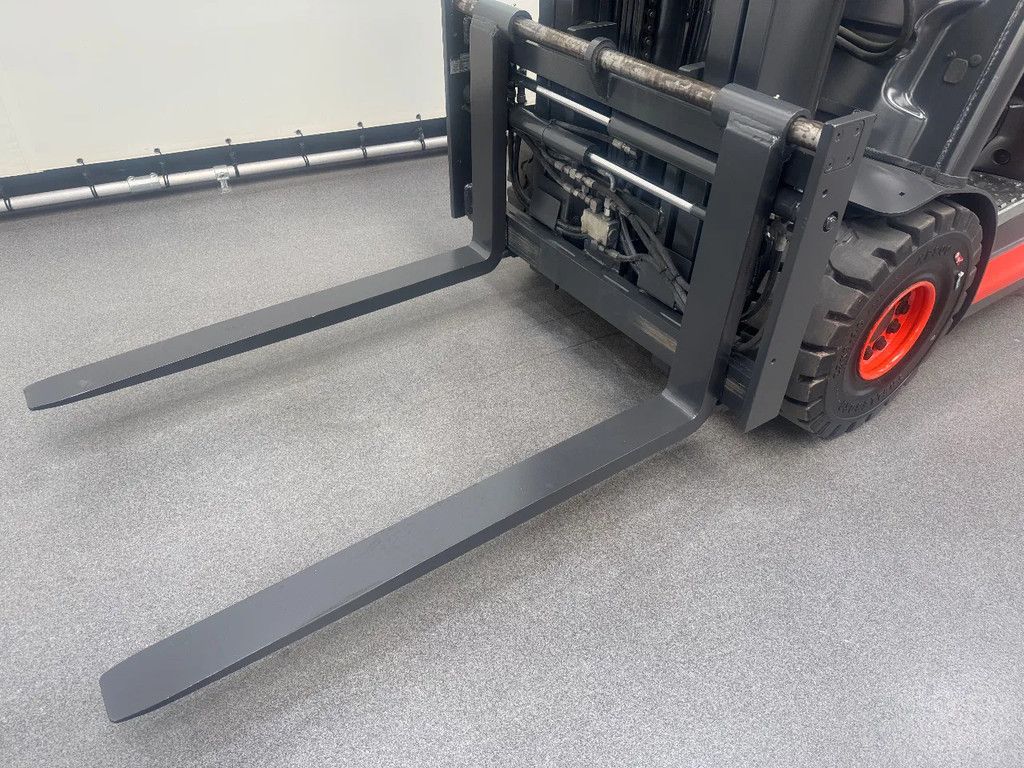 Linde 387 E 25 L-01. Inclusief nieuwe accu