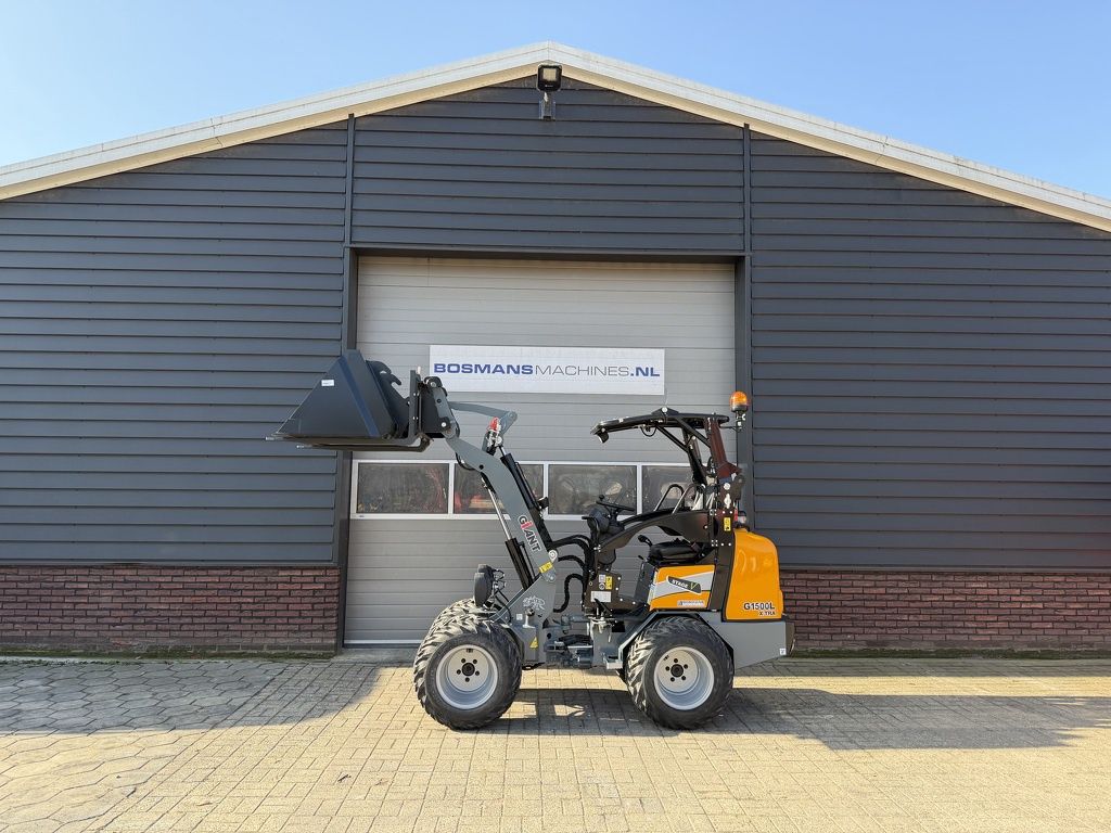 Giant G1500 L X-TRA minishovel / kniklader NIEUW