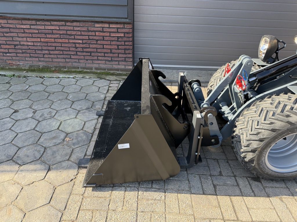 Giant G1500 L X-TRA minishovel / kniklader NIEUW