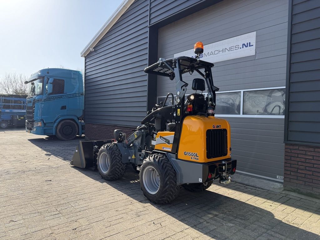 Giant G1500 L X-TRA minishovel / kniklader NIEUW