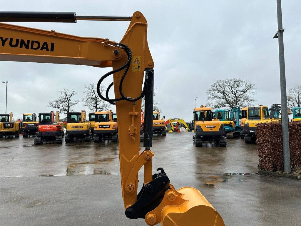 Crawler excavator Hyundai R60VS Diesel 40.5kW 2016