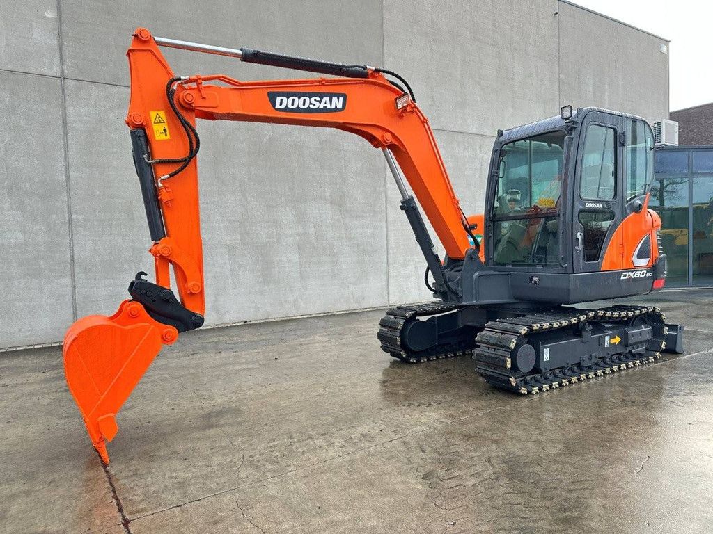 Doosan DX60-9C Diesel-Raupenbagger 39 kW, Baujahr 2018
