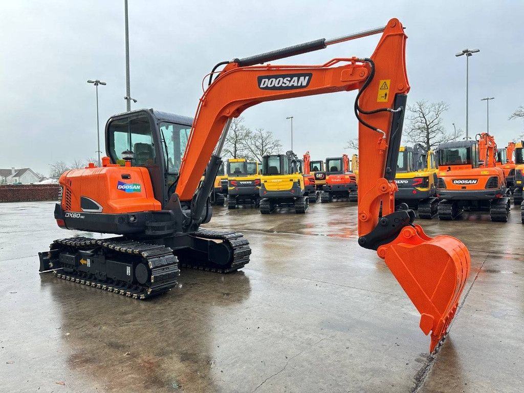 Doosan DX60-9C Diesel-Raupenbagger 39 kW, Baujahr 2018
