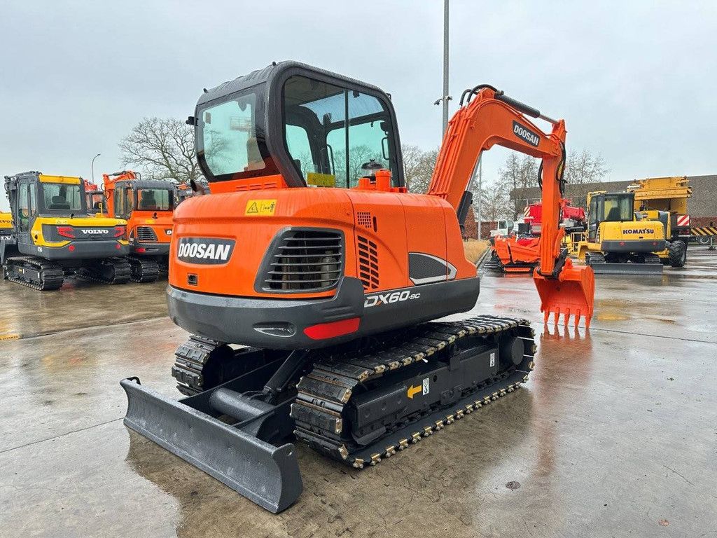 Doosan DX60-9C Diesel-Raupenbagger 39 kW, Baujahr 2018