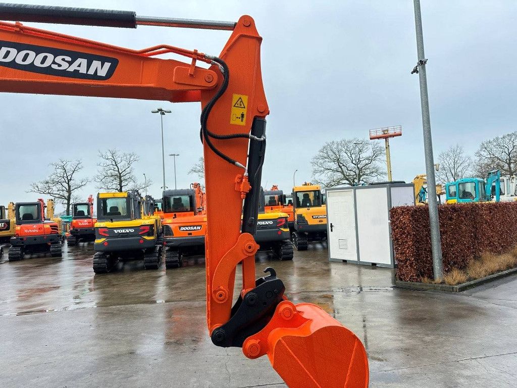 Doosan DX60-9C Diesel-Raupenbagger 39 kW, Baujahr 2018