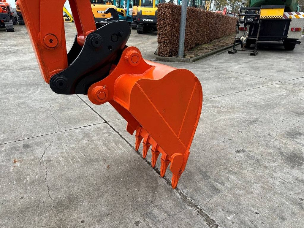 Crawler excavator Hitachi ZX60USB-3F Diesel 40.5kW 2012