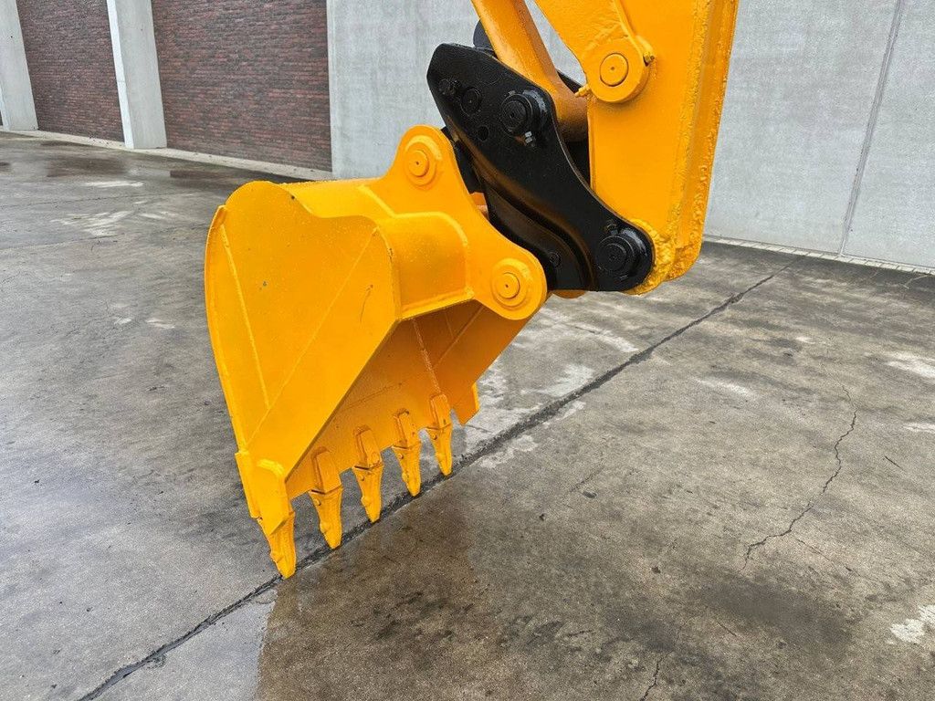 Crawler excavator JCB 8061 Diesel 41kW 2010