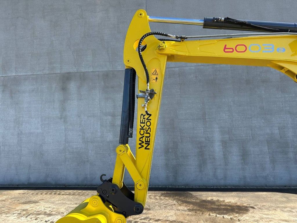 Wacker Neuson 6003 Diesel 43,4 kW Kettenbagger, Baujahr 2015