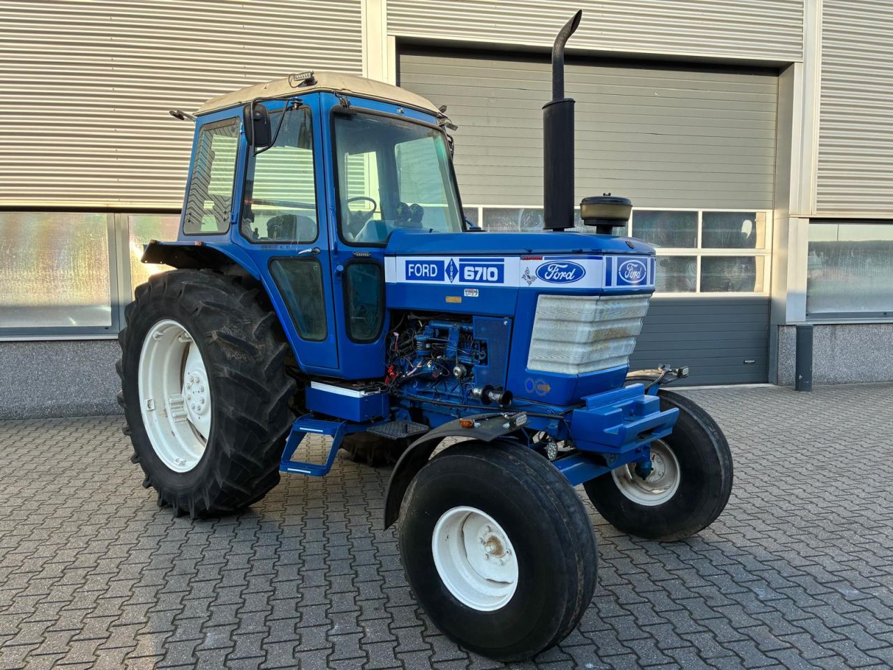 Ford 6710 tractor