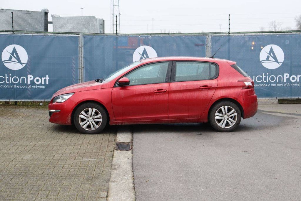 Personenauto Peugeot 308 Benzine 82pk 2017 (Marge)