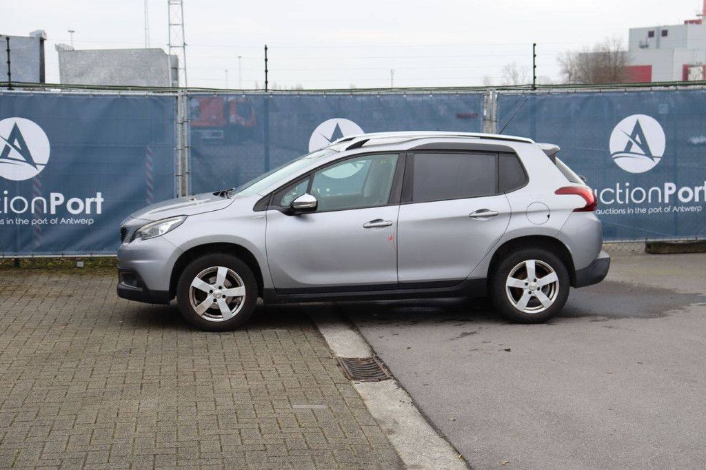 SUV Peugeot 2008 Benzin 82 PS 2018 (Marge)