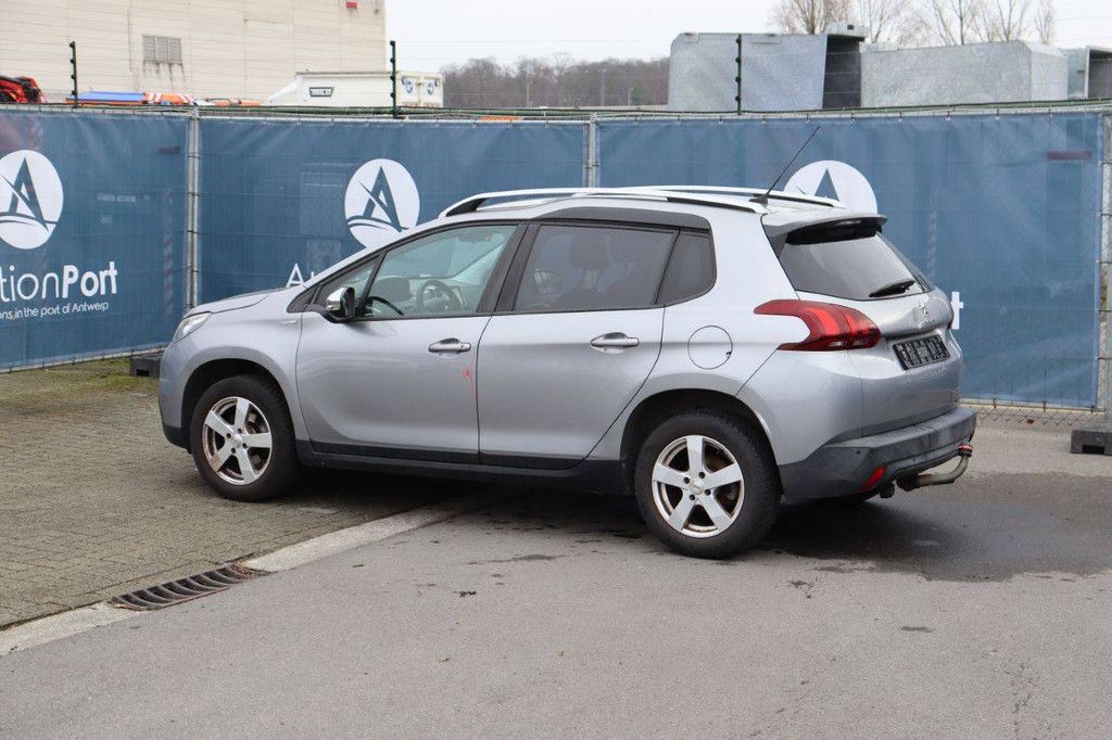 SUV Peugeot 2008 Benzin 82 PS 2018 (Marge)