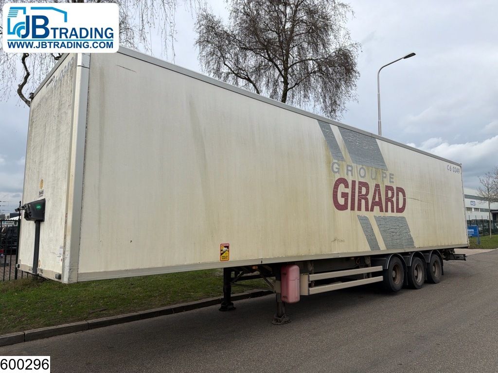 Samro gesloten bak SAMRO ST39PJ