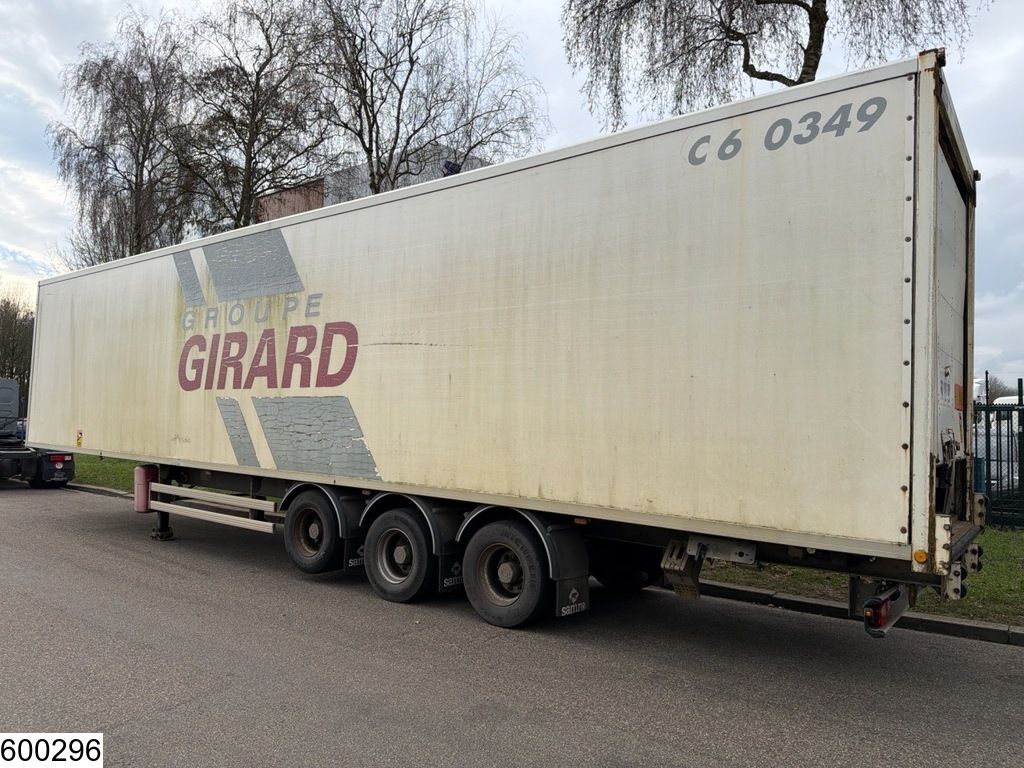 Samro gesloten bak SAMRO ST39PJ