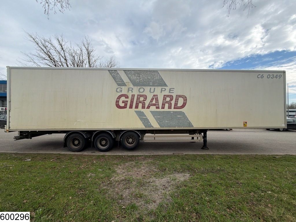 Samro gesloten bak SAMRO ST39PJ