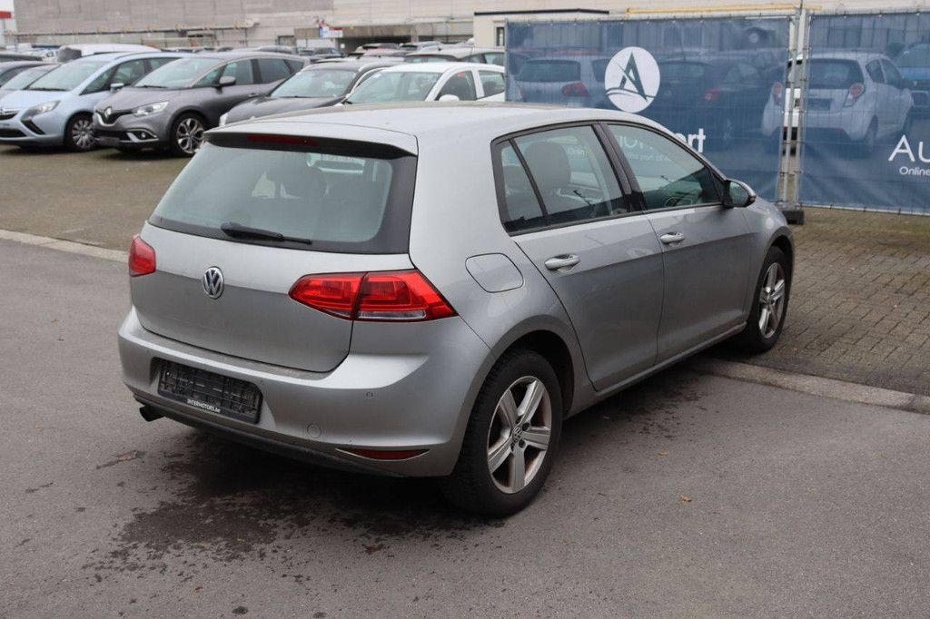Pkw Volkswagen Golf Benzin 105 PS 2014 (Marge)