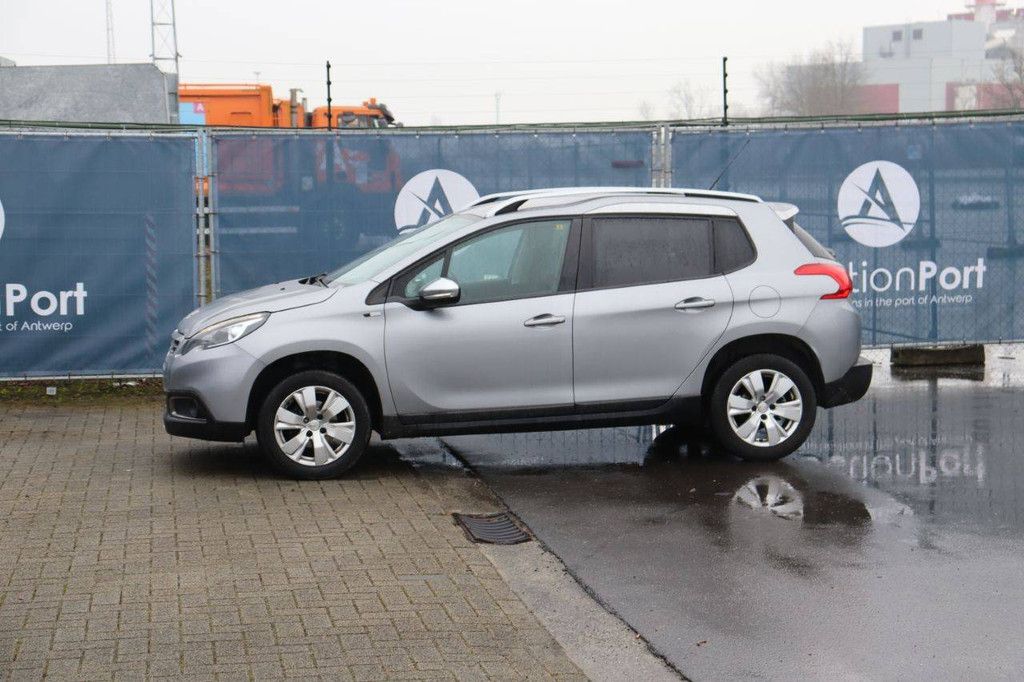 Passenger car Peugeot 2008 Petrol 82 hp 2015 (Margin)