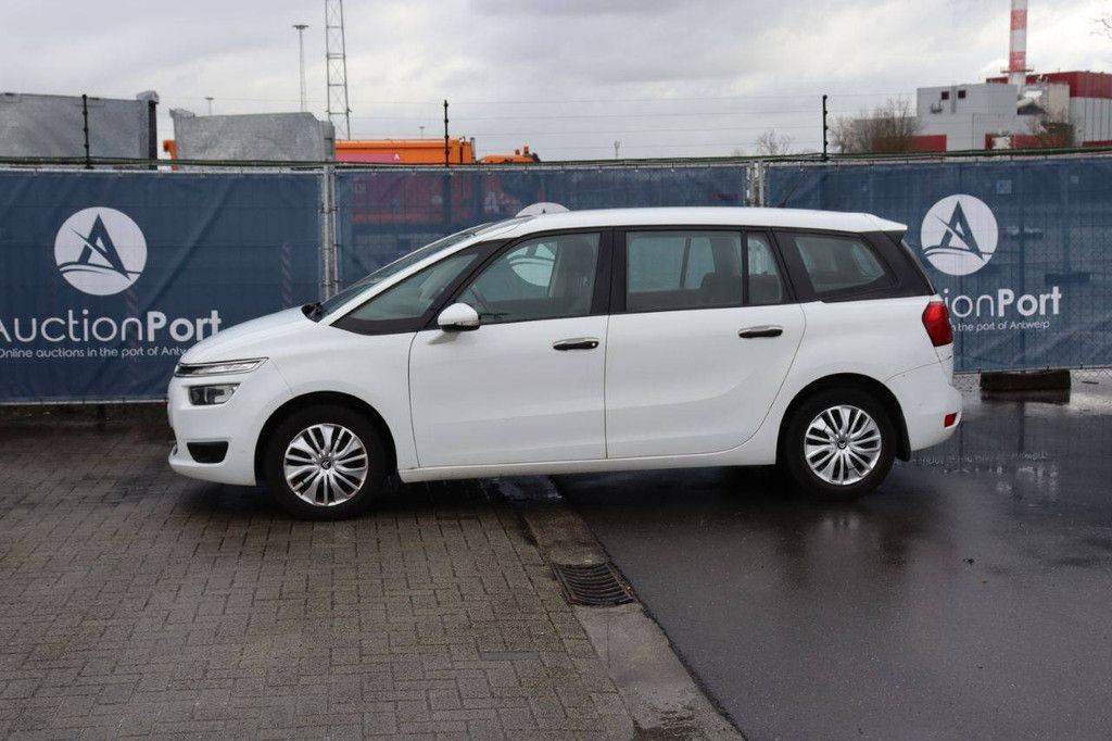 Pkw Citroën C4 Benzin 130 PS 2016 (Margin)