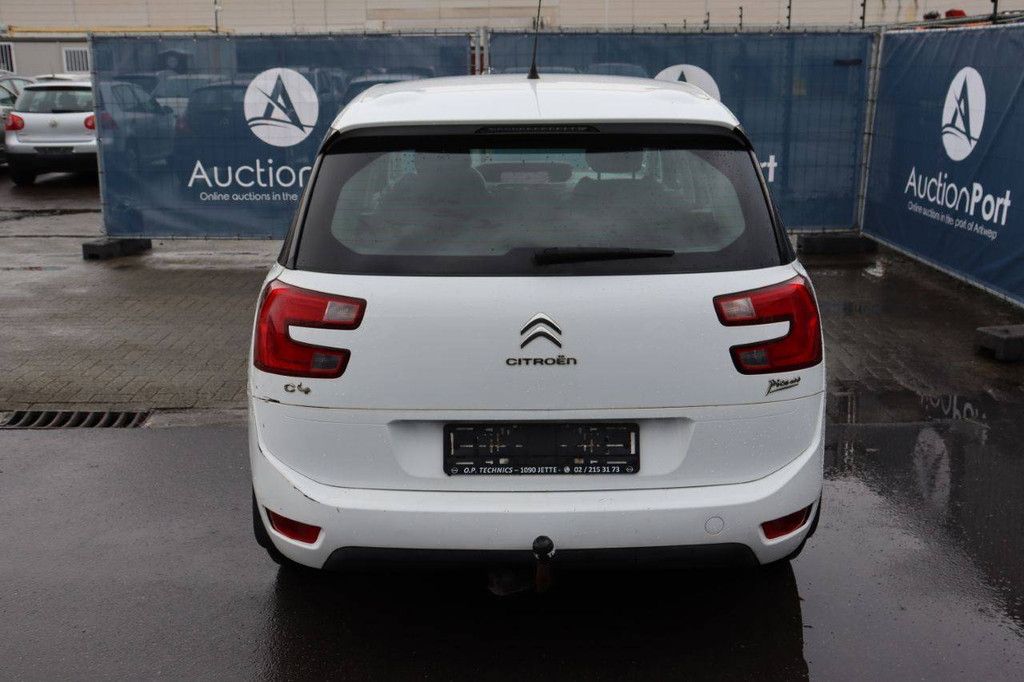 Pkw Citroën C4 Benzin 130 PS 2016 (Margin)