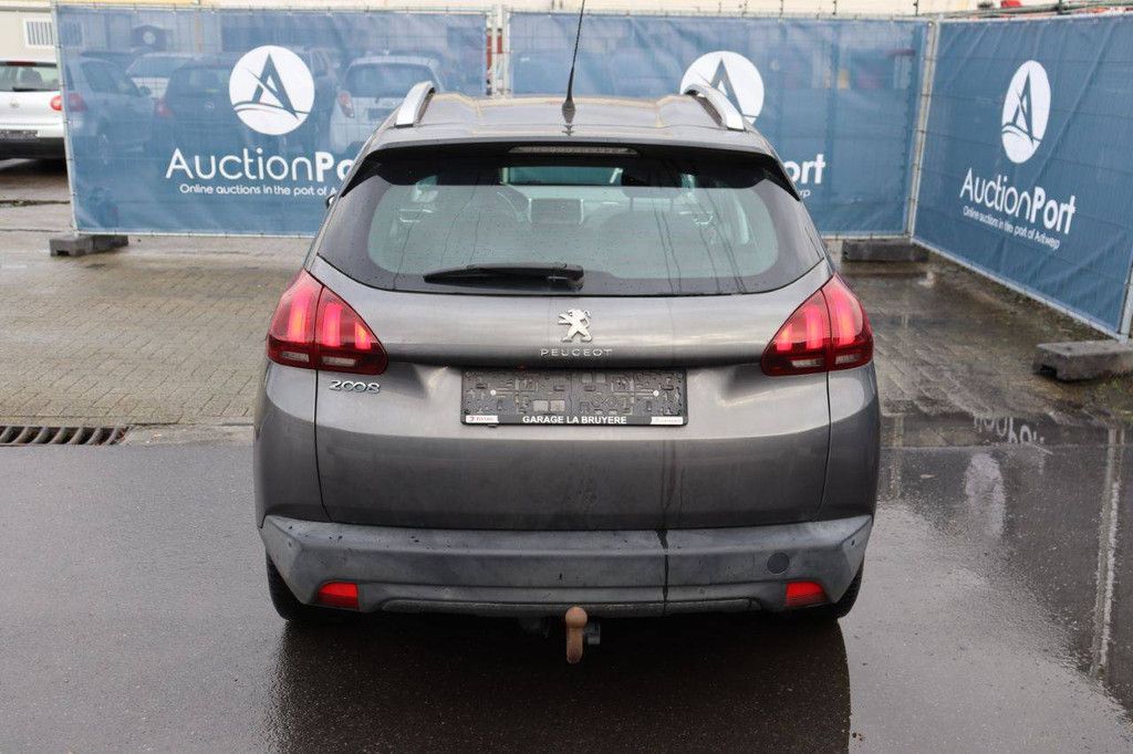 Personenauto Peugeot 2008 Benzine 82pk 2018 (Marge)