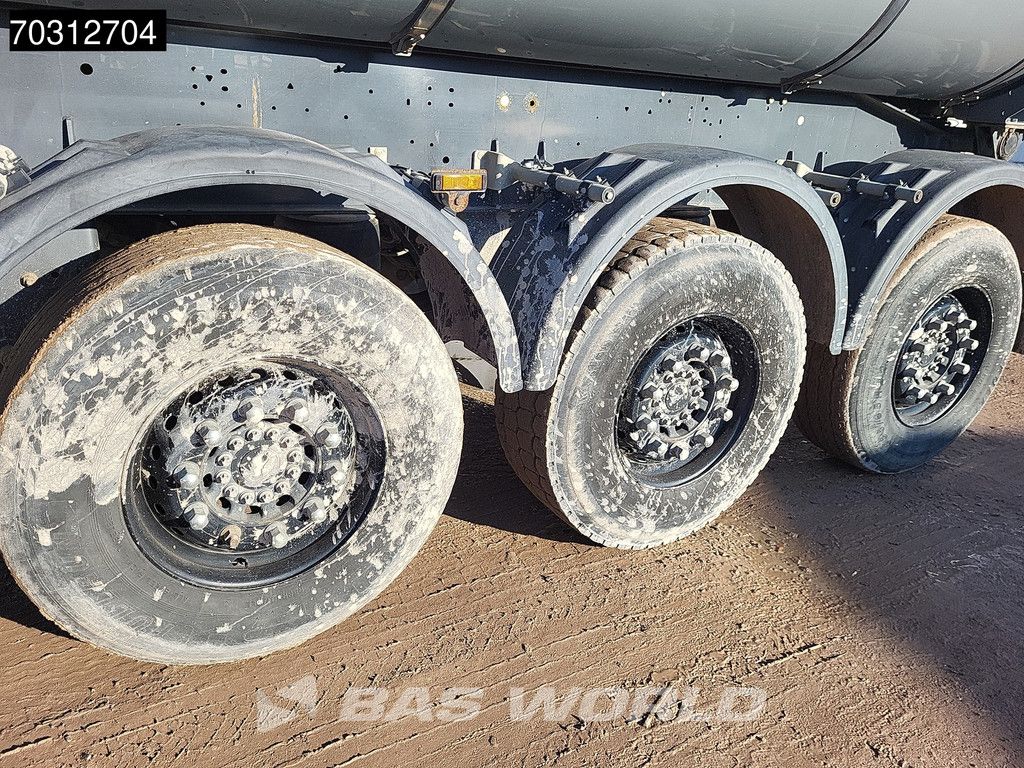 Schmitz SGF*S3 Isoliert TUV 06/26 Lifting Axle 25m3