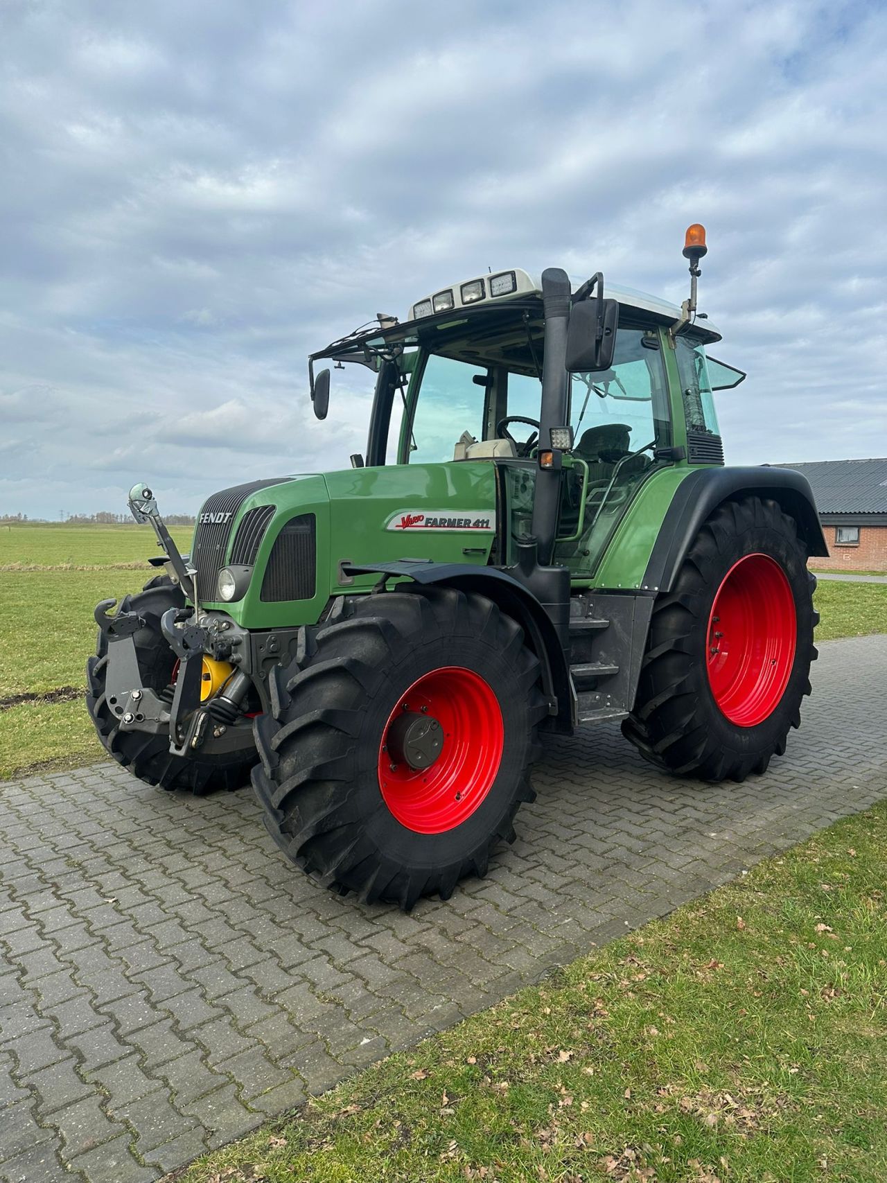 Fendt 411 Vario