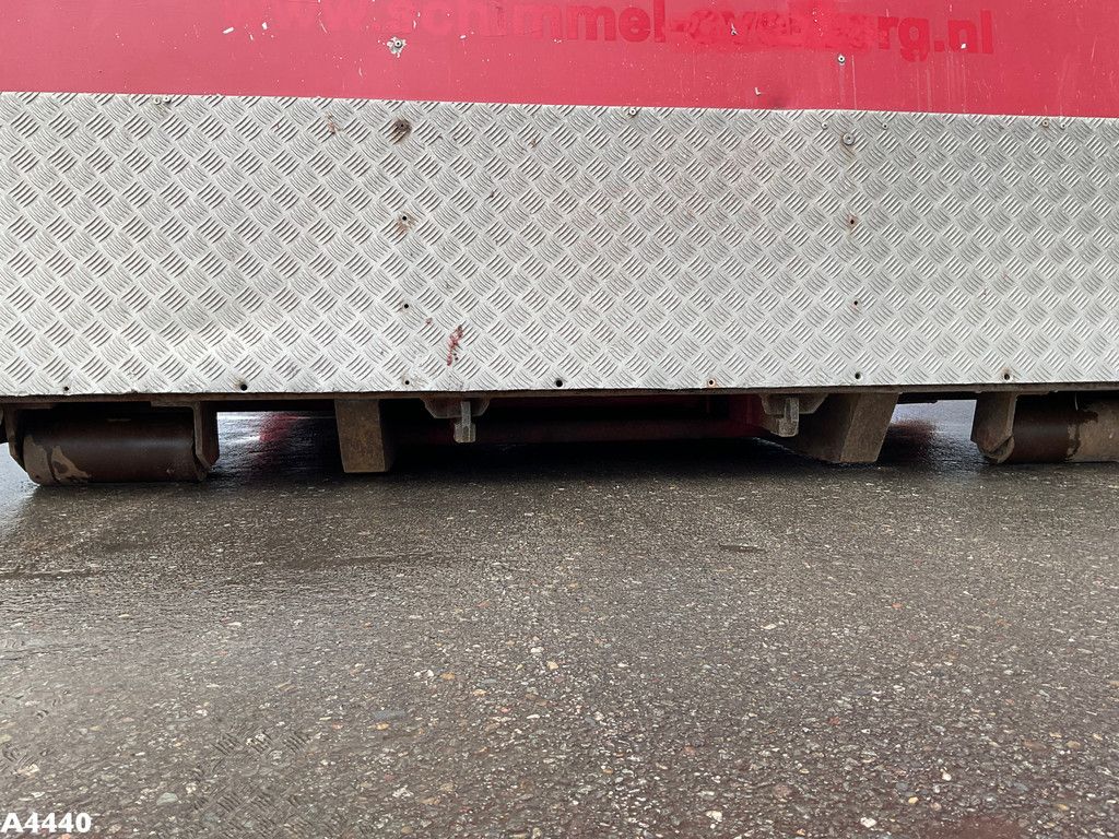 Container 25 m³ met milieukleppen