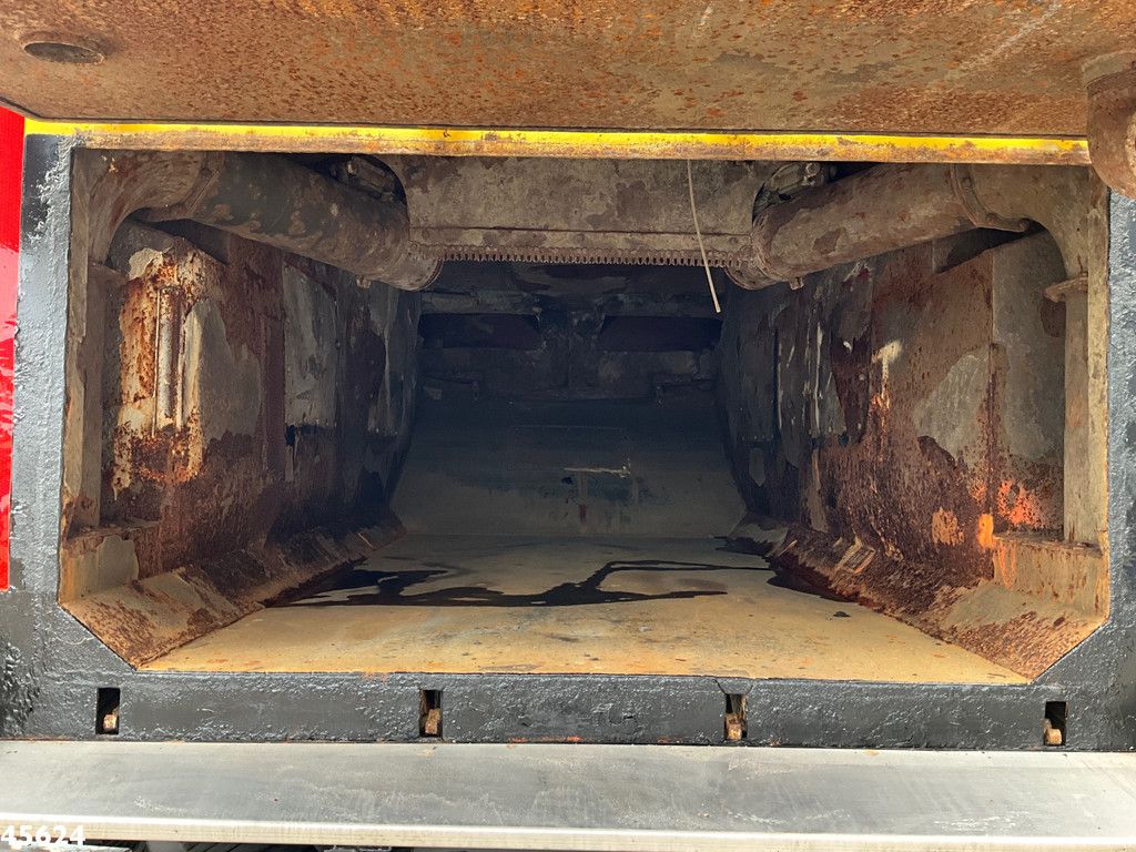 Man TGS 26.320 Beam S14000 Wegdekreiniger