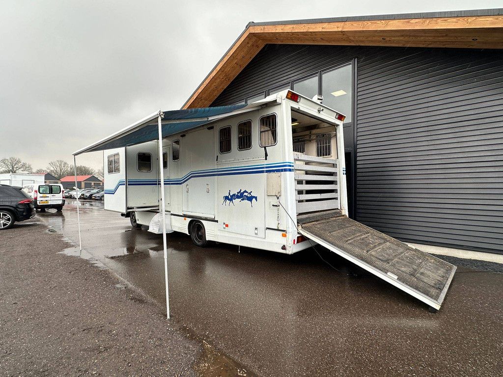 Viehtransporter MAN M12F Diesel 230 PS 1990