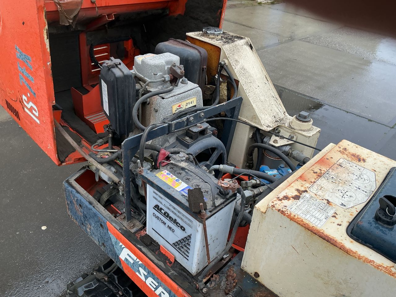 Te koop goedwerkende minigraafmachine IHI IS 7FX