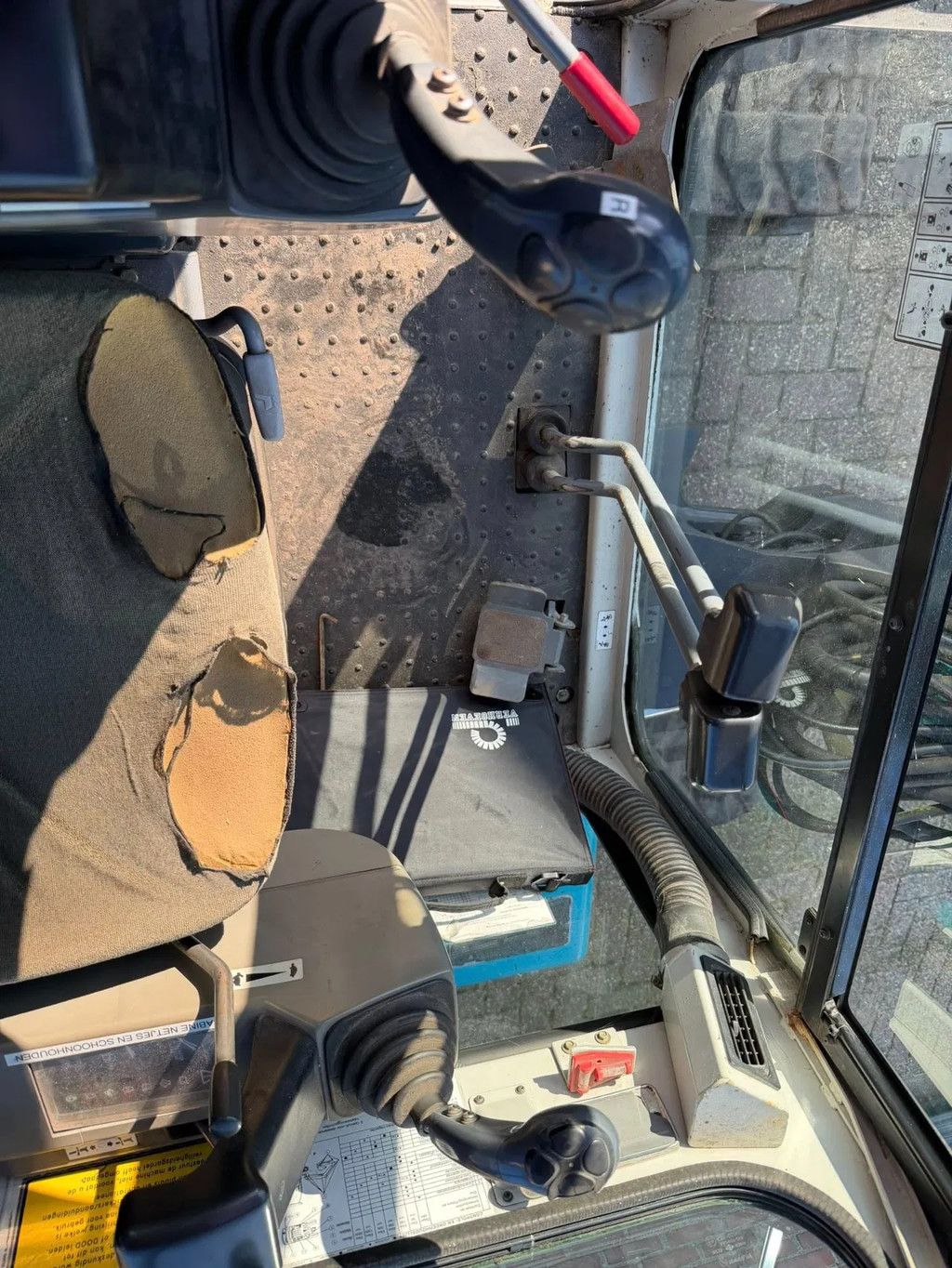 Takeuchi TB 135 Graafmachine Minigraver