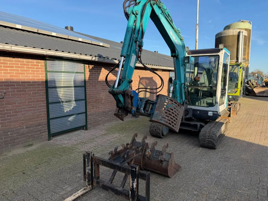 Takeuchi TB 135 Graafmachine Minigraver