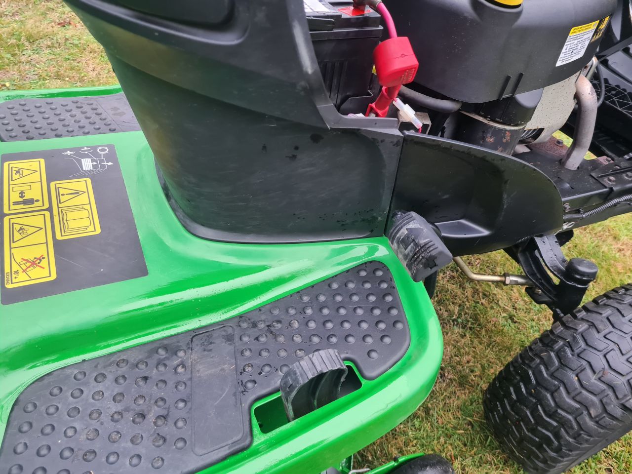 John deere X125 x 125 zitmaaier 18.5 pk motor hydrostaat.