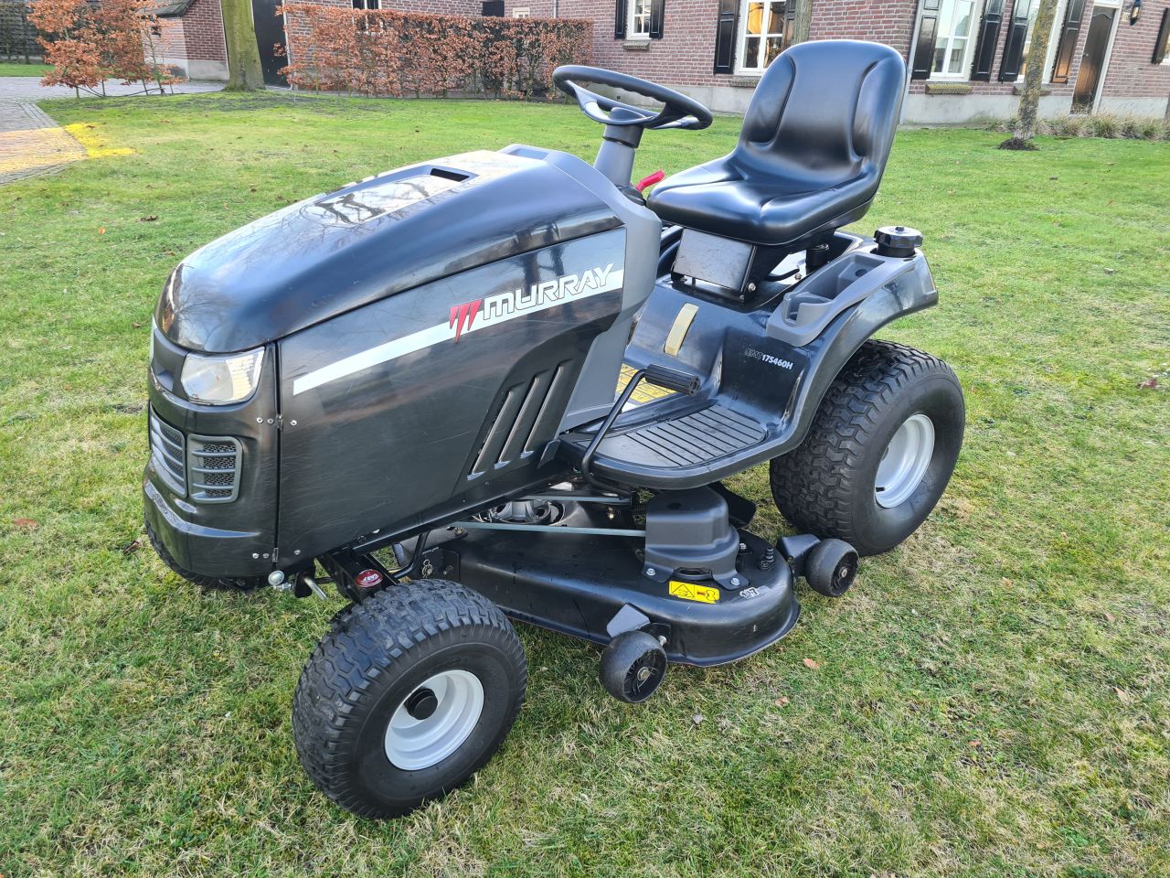 Murray zitmaaier zijlosser mulch hydrostaat 117 cm maaidek.