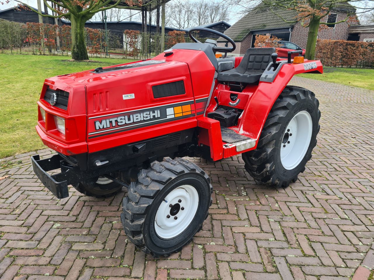 Mitsubishi MT16 minitrekker minitractor mini trekker tractor