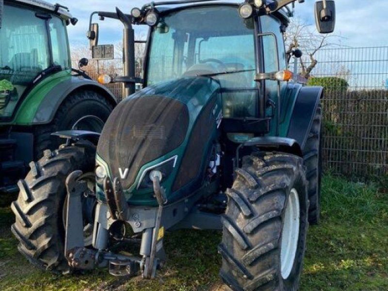 Valtra A 84