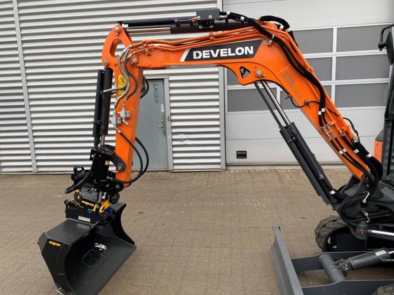 Develon DX27Z-7 MINI