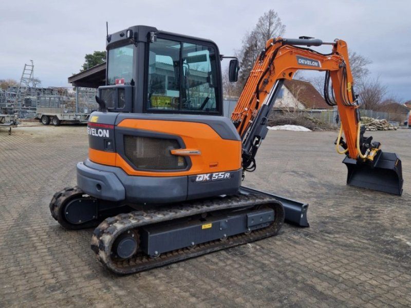 Develon DX55R-7